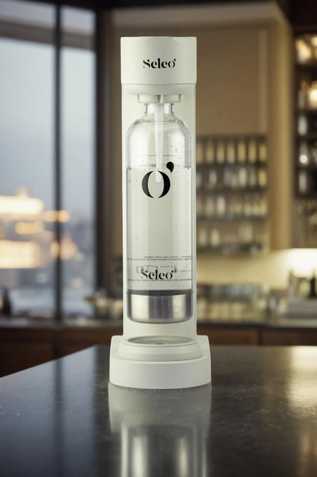 Lumi Matte White soda maker – bottle attachment detail